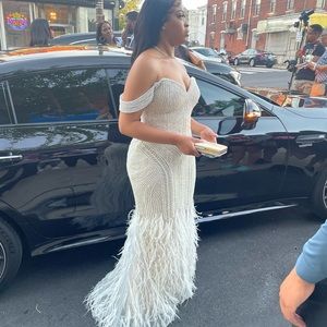 Prom dress. Length 60” (with straps up) Hip 44” Bust 36